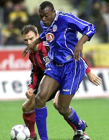 仅仅在进攻 仅仅在进攻